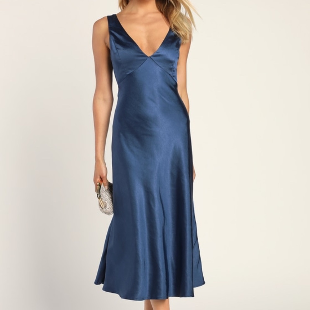 Lulus Incredible Love Navy Satin Cowl Back Midi Slip Dress Blue - Size S